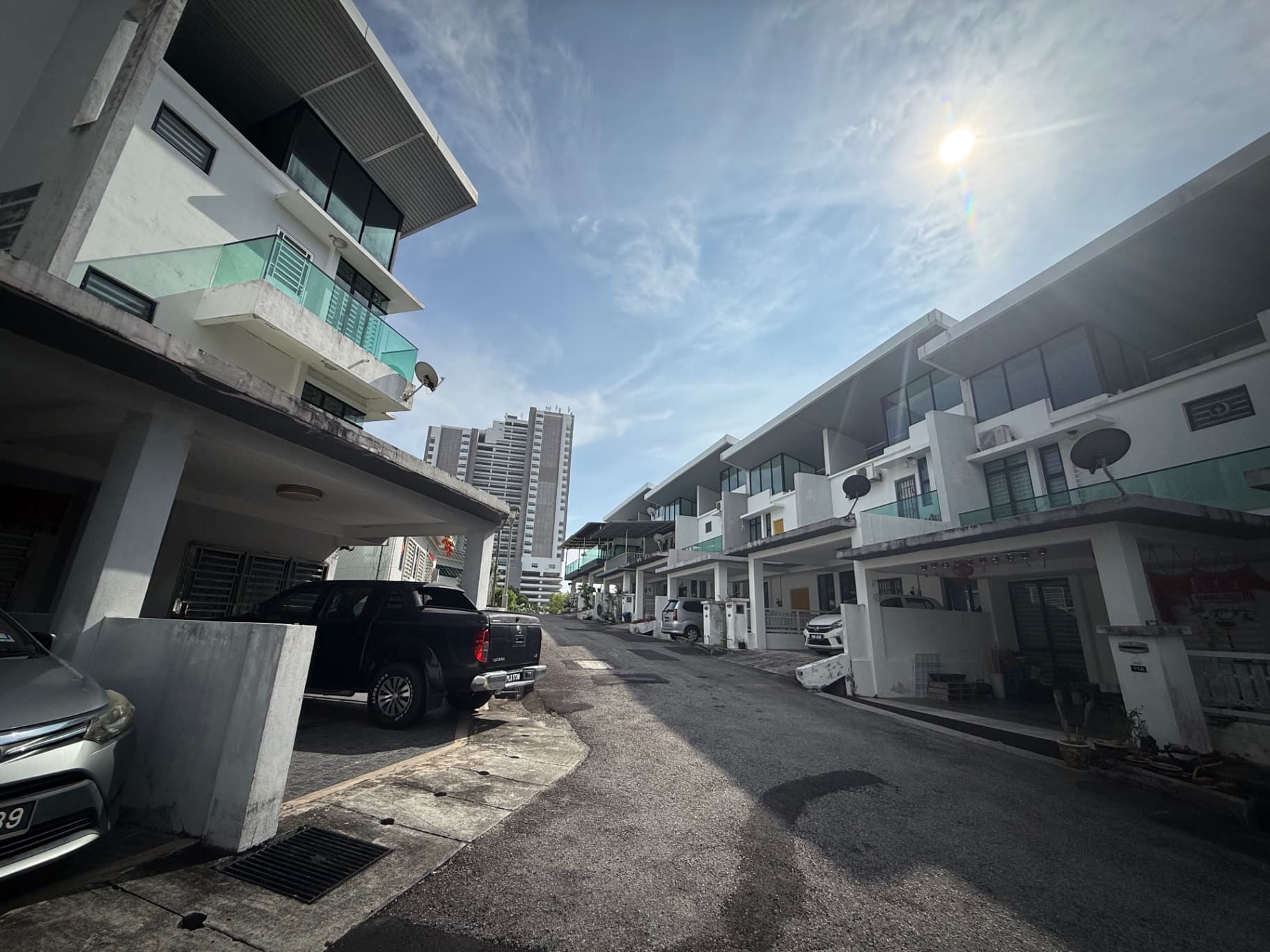 Cascara 88 Gated & Guarded 3-Storey Terrace 1600sf Teluk Kumbar 