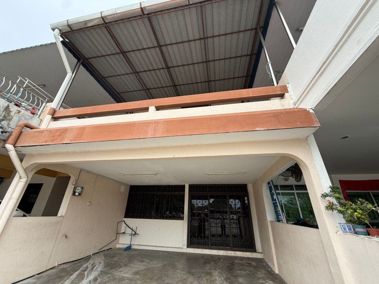 Phase 4 Taman Sri Rambai 2-Storey Terrance 1400sf Partially Renovated Bukit Mertajam