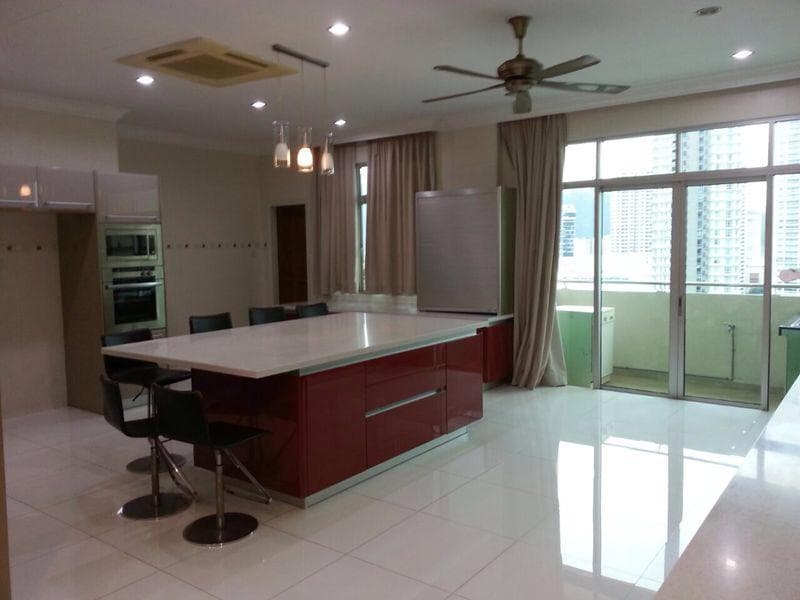 Gurney Palace Kelawai Road 