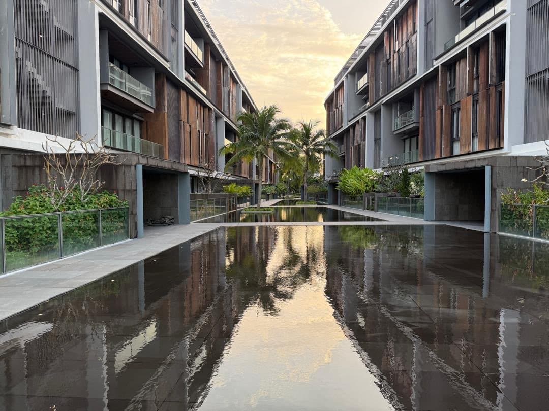 Shorefront Residence Duplex Fully Renovated 2846sf Georgetown