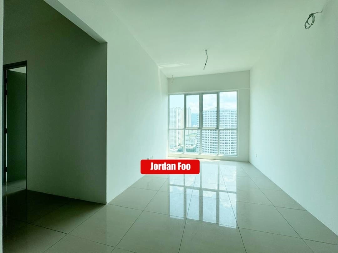 The Zen Cityview 850sf Upgraded Units 1car park near Queensbay Mall