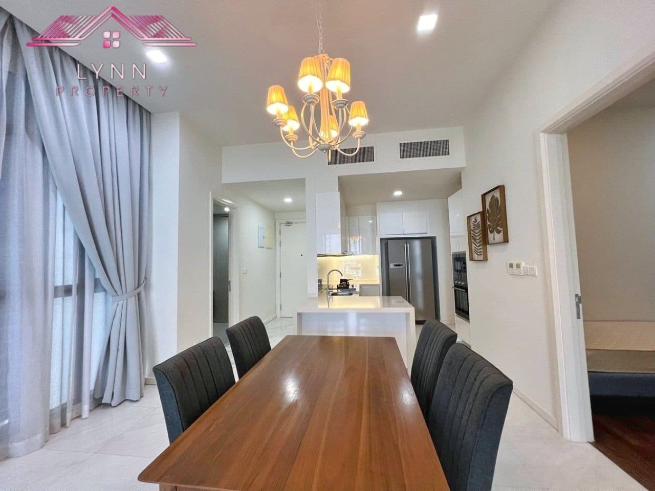 Setia V Residences Luxury Condominium Georgetown Seaview Fully Furnished 2+1 BR 2 BT 2CP