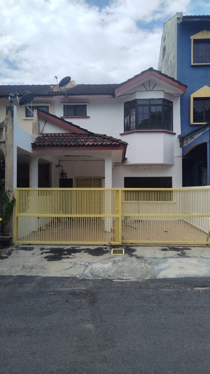 Taman Bidara 2-Storey Terrace 1100sf Partially Renovated Machang Bubok